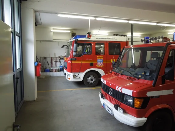 feuerwehrhaus_5_20131021_1627883123.jpg